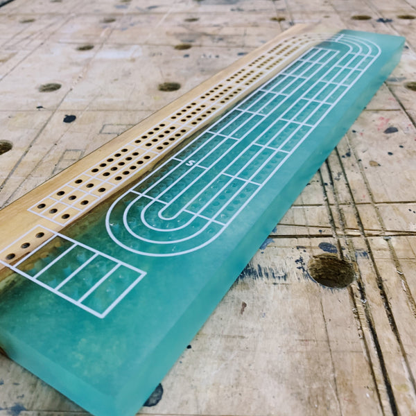 OLIVE + miami Cribbage Board with high contrast lines